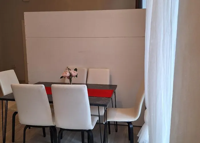 Donau Zentrum W Apartamento *