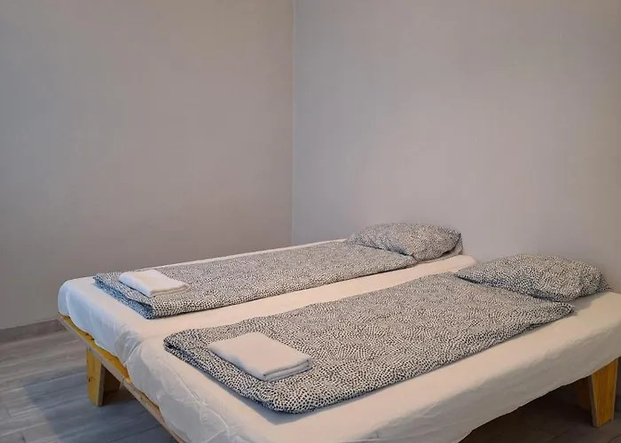 Donau Zentrum W Apartamento Viena