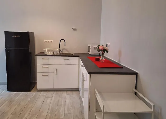 Donau Zentrum W Apartamento